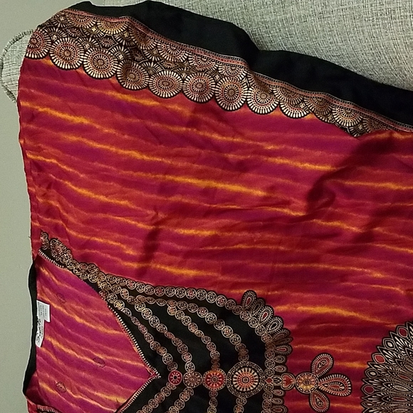 Colorful caftan one size roomy! - Picture 3 of 4